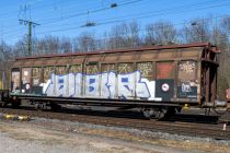 21 80 2458 764-2 D-DB - Zugegeben: Der Güterwagen könnte hübscher sein. Aber immerhin war schönes Wetter am 11. März in Gremberg. / © ummet-eck.de / christian schön