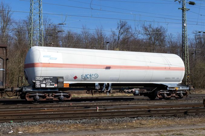 Kesselwagen Zagkks der Petrochem mit Flüssiggas am Bahnhof Gremberg in Köln / © ummet-eck.de / christian schön