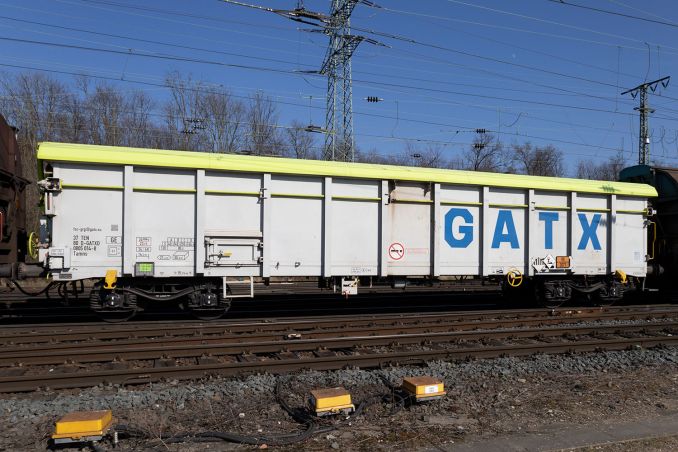 Ohne Graffity und noch in ganz ordentlichem Zustand ist dieser Güterwagen vom Typ 0805 Tams hier in Köln Gremberg unterwegs. / © ummet-eck.de / christian schön