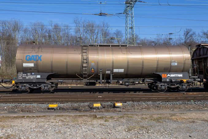Ein GATX Tankwagen aus dem Heimatbahnhof ALtenburg am 11. März 2022 in Köln Gremberg. / © ummet-eck.de / christian schön Ein GATX Tankwagen aus dem Heimatbahnhof ALtenburg am 11. März 2022 in Köln Gremberg. / © ummet-eck.de / christian schön