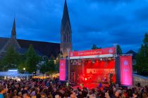 Bühnenprogramm während des Stadtfestes in Olpe. • © Olpe Aktiv