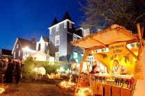 Der Weihnachtsmarkt auf Schloss Grünewald. • © OMMS