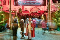 Große Vorfreude auf den Weihnachtsmarkt in Attendorn. • © Hansestadt Attendorn