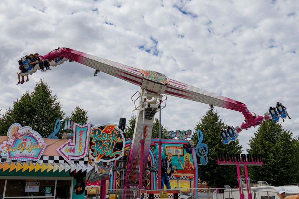 Rock & Roll (Deinert) Kirmes Bilder Rock & Roll (Deinert) Kirmes Fahrgeschäft