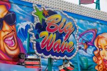 Big Wave (Milz) - Fahrgeschäft auf der Kirmes - Ein Scheibenwischer für 18 Personen ist das Fahrgeschäft Big Wave vom Schausteller Dieter Milz aus Engelskirchen.  • © ummeteck.de - Christian Schön