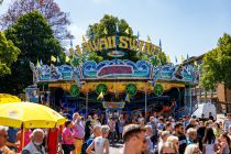 Hawaii Swing (Schaak) - Fahrgeschäft auf der Kirmes • © ummeteck.de - Christian Schön