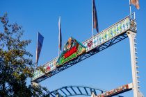 Hier steht Heidi The Coaster auf der Allerheiligenkirmes 2022 in Soest. • © ummeteck.de - Christian Schön