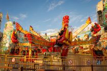 Voodoo Jumper (Schäfer) auf der Palmkirmes 2023 - Hier haben wir den Voodoo Jumper auf der Palmkirmes 2023 in Recklinghausen gesehen. • © ummeteck.de - Schön