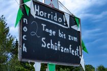 Countdown bis zum Schützenfest in Meinerzhagen - In Willertshagen weiß man immer genau, wie weit das große Ereignis noch entfernt ist. • © ummeteck.de - Silke Schön