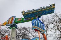 1001 Nacht (Hartmann) - Kirmes-Fahrgeschäft - Vollthematisiert, voll LED-beleuchtet und voll auffällig ist 1001 Nacht. • © ummeteck.de - Schön