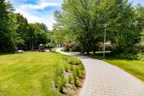 In Eckenhagen -das gehört zu Reichshof- liegt dieser äußerst hübsche Kurpark.  • © ummeteck.de - Silke Schön