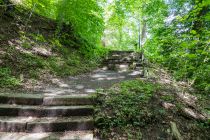 Aussichtspunkt auf Altenberger Dom - War halt schon etwas in die Jahre gekommen, der Aussichtspunkt. Foto von Juli 2021. • © ummeteck.de - Silke Schön