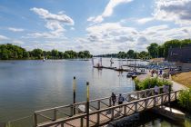 Idyllische Sicht über den Aasee in Münster. • © ummeteck.de - Christian Schön