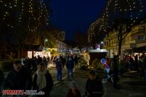 Gemütlich geht es zu auf dem Halveraner Weihnachtsmarkt. • © ummeteck.de - Schön