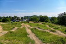 Aussicht - Das Wilhelm-Biesterfeld-Stadion liegt nicht weit entfernt. • © ummeteck.de - Silke Schön