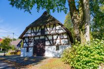 Das Museum Haus Dahl liegt in Marienheide im Oberbergischen Kreis. Es ist eine museale Außenstelle des Museum und Schloss Homburg in Nümbrecht. Das Fachwerkhaus wurde im 16. Jahrhundert erbaut und erfuhr eine originalgetreue Restaurierung.  • © ummeteck.de - Silke Schön