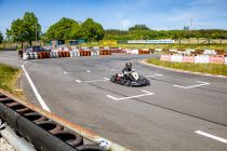 Kurvenreiche Gokart-Bahn - Der Oberbergische Go-Kart-Ring liegt in Hahn-Wildbergerhütte, das gehört zu Reichshof im Bergischen Land.1.000 Meter ist eine Runde lang.  • © ummeteck.de - Christian Schön