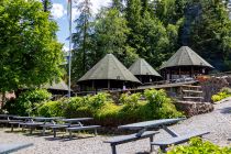 Im unteren Teil des Parks befinden sich auch einige mietbare Grillplätze. • © ummeteck.de - Christian Schön