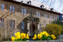 Burg Schnellenberg - Attendorn - Abgesehen vom unteren Teil der Burg ist der obere Teil ausschließlich privat und kann nicht besichtigt werden. • © ummeteck.de - Christian Schön