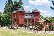 Spielplatz Panorama Park Sauerland - Darunter die Ritterburg. • © ummeteck.de - Christian Schön