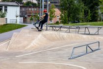 Das Herzstück der Anlage ist der Skatepark. Ob mit Inlineskates, Skateboard oder Scooter - hier kannst Du einige Tricks üben. • © ummeteck.de - Silke Schön