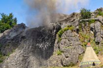 Und danach tost das Wasser den Felsen hinab. • © ummeteck.de - Silke Schön