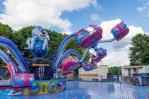 Blue Power Polyp (Bauermeister) - Kirmes-Fahrgeschäft - Der Blue Power Polyp von den Schaustellern Bauermeister wurde im Jahr 1972 von Bakker in den Niederlanden hergestellt. • © ummeteck.de - Christian Schön