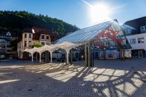 Der Stephansdachstuhl befindet sich auf dem Alten Markt in Plettenberg. • © ummeteck.de - Silke Schön