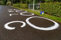 Osterbauern feiern Schützenfest - Die Ehrendamen haben fertig gemalt. • © ummeteck.de - Silke Schön