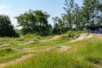 Neben dem Bikepark liegt ein Skateplatz. • © ummeteck.de - Silke Schön