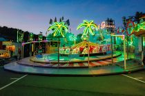 Hully Gully bereichert die Kirmes in Meinerzhagen. Ein echtes Urgstein aus dem Jahr 1978. • © ummeteck.de - Silke Schön