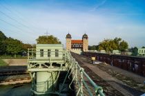 Das Abstiegsbauwerk ist Teil des Schleusenparks Waltrop.  • © ummeteck.de - Christian Schön