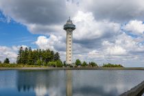 Du kannst die Aussicht vom Hochheidturm in Willigen kostenlos genießen.  • © ummeteck.de - Christian Schön