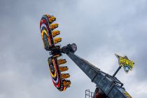 Kirmes Münster Herbst 2022 - Der Airwolf ist nichts für schwache Nerven. • © ummeteck.de - Christian Schön