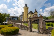 Barockgarten - Schloss Homburg hat einen kleinen Barockgarten, von dem aus dieses Bild entstanden ist. • © ummeteck.de - Silke Schön