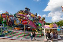 Take Off (Langenscheidt) - Fahrgeschäft auf der Kirmes - Ein bissl größer als die allseits bekannten Flipper sind die Take Offs, die in den 90er Jahren von der Maschinenfabrik Huss hergestellt wurden. • © ummeteck.de - Christian Schön