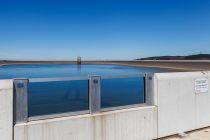 Pumpspeicherwerk Rönkhausen - Oberbecken - Finnentrop - Bilder - Somit entsteht mit den beiden Speicherseen eine Art Batterie. • © ummeteck.de - Silke Schön