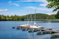 An der Listertalsperre liegen einige Boote an.  • © ummeteck.de - Silke Schön