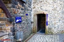 Eine Station auf dem Rundgang durch die Burg Altena ist der Bergfried, auch <i>Dicker Turm</i>genannt. • © ummet-eck.de - Silke Schön