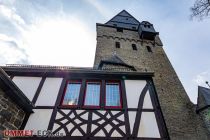 Burg Altena - Altena - Bilder 2023 - Natürlich erlebt so eine Burg in vielen hundert Jahren so einiges, darunter ein großer Brand Mitte des 15. Jahrhunderts, viele Besitz- und Nutzungswechsel. So diente die Burg Altena zum Beispiel als Wohnsitz, als Armen- und Waisenhaus, als Militärstützpunkt, als Gefängnis.  • © ummet-eck.de - Silke Schön