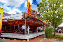 Autoscooter Starlight (Mantau) - Kirmes - Volksfest - Bilder - Der Autoscooter Starlight gehört zum Schaustellerbetrieb von Matthias Mantau. • © ummet-eck.de - Silke Schön