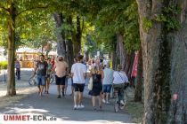 Es füllte sich - Um drei füllte sich zumindest die Kastanienallee - bei 30 Grad im Schatten sehr sinnvoll - auch recht schnell. • © ummet-eck.de / christian schön