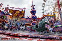 Break Dancer No. 1 (Engelbrecht) - Fahrgeschäft - Kirmes - Der Break Dancer ist ein Kirmes-Fahrgeschäft des Schaustellerbetriebes Engelbrecht aus Schwerin.  • © ummet-eck.de - Silke Schön