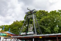 Cranger Kirmes 2023 - Herne - Bilder - Ein Zechenturm darf natürlich auch nicht fehlen. Glück auf! • © ummet-eck.de - Christian Schön