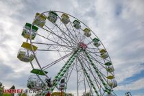 Schützenfest-Kirmes Derschlag 2023 - Gummersbach - Bilder - Riesenrad - ... und das Riesenrad Around the World. • © ummet-eck.de - Schön