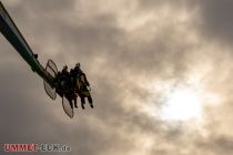 Schützenfest-Kirmes Derschlag 2023 - Gummersbach - Bilder - In den Sonnenuntergang mit dem Extrem. • © ummet-eck.de - Schön