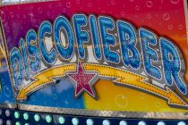Disco Fieber (Schramm) - Fahrgeschäft - Bilder 2023 • © ummet-eck.de / kirmesecke.de