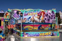 Disco Fieber (Schramm) - Fahrgeschäft - Bilder - Gut festhalten ist die Devise für die Nutzung des Kirmes-Fahrgeschäftes Disco Fieber der Schaustellerfamilie Schramm aus Mainz. • © ummet-eck.de / kirmesecke.de