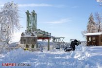 Bergstation DSB St. Georg - Die Bergstation vom Verbindungsweg zu den Sesselbahnen Büre-Herrloh und Rauher Busch aus gesehen. • © ummet-eck.de / christian schön