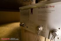 Erlebnisaufzug - Burg Altena - Altena - Märkischer Kreis - Es gibt viel zu hören und zu sehen, vor allem über die Geschichte der Burg. • © ummet-eck.de - Silke Schön